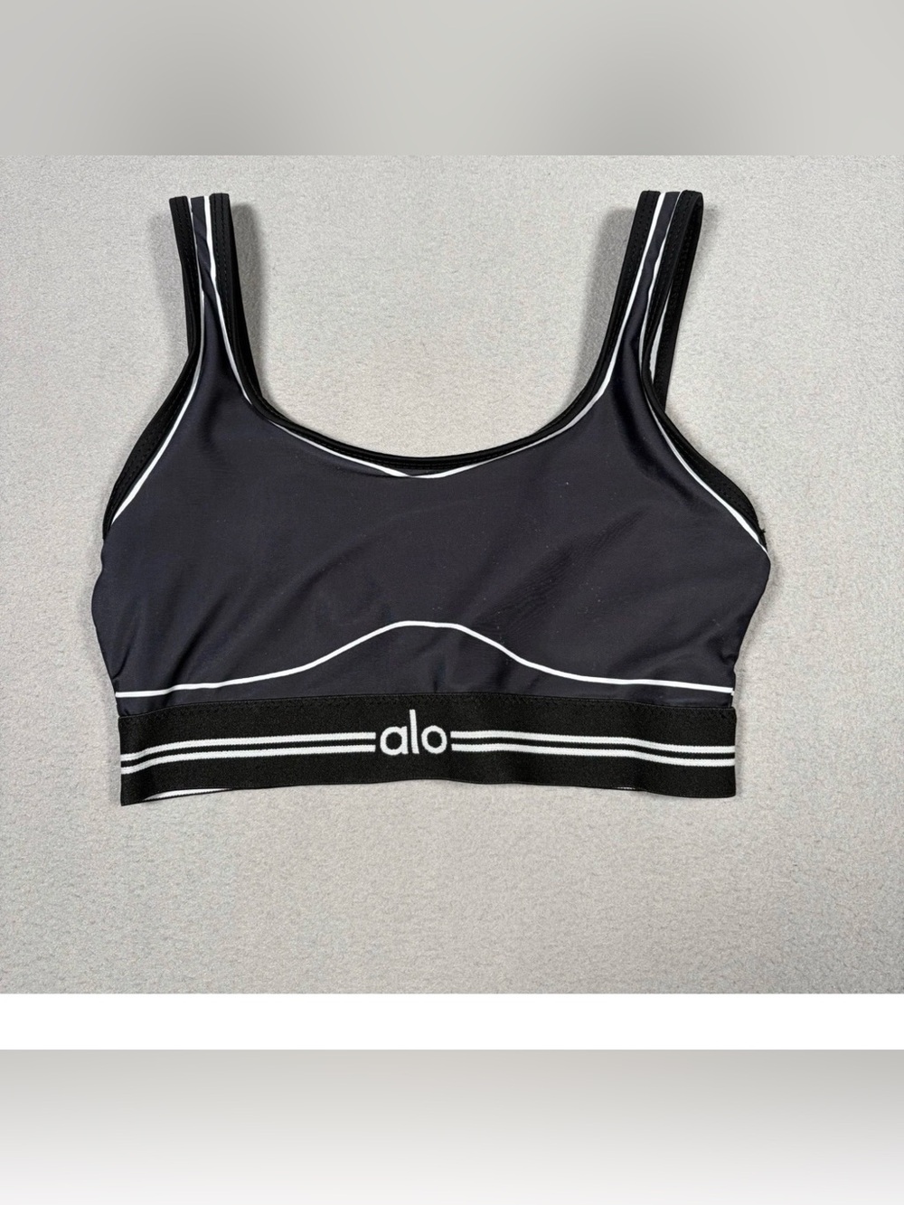 Alo Yoga Airbrush Heart Throb Bra Womens Small Navy Blue Performance Nylon